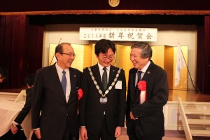 理事長たじたじ