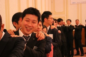 足並みをそろえて