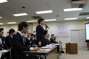 18 質疑応答　アカ　山崎君