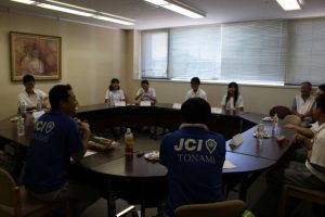 テーマ：生徒会長